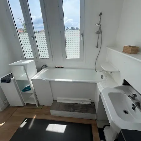 Apartamento A 50m De La A *