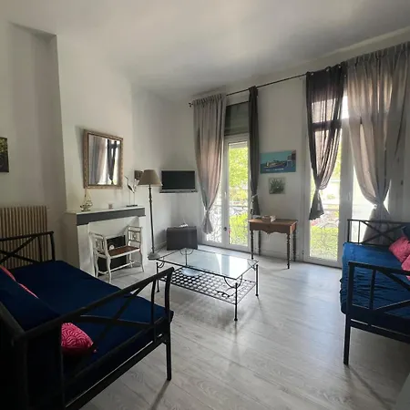 Apartment A 50m De La A *